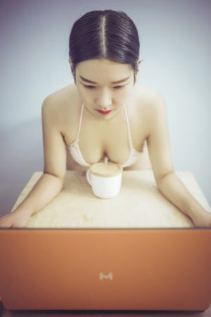色综合网天天综合色中文_高清日韩免费观看