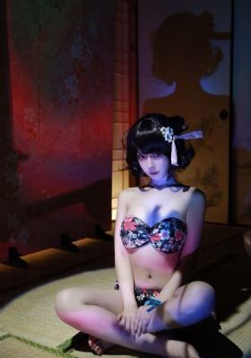 欧美美女另类图片_1080神马在线观看